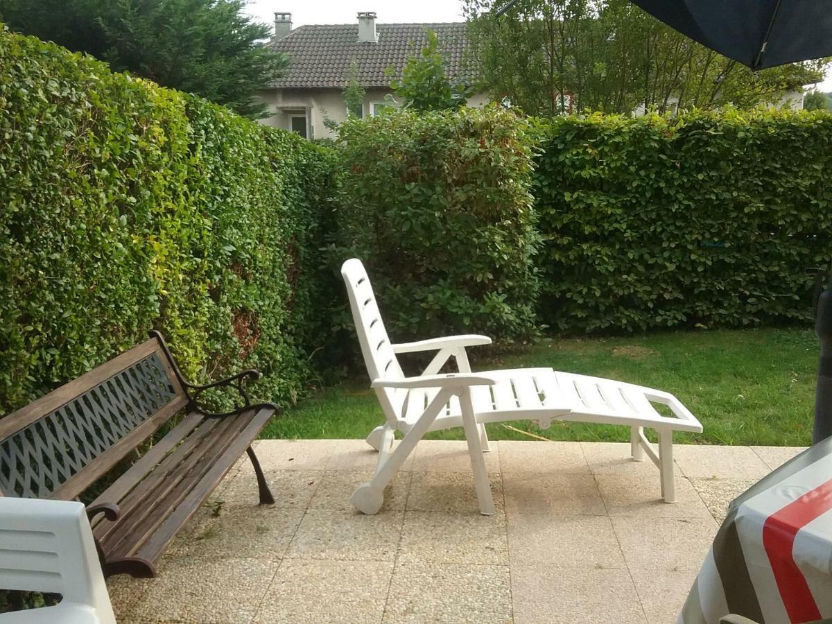 Appartement Proche Mer Avec Jardin Ensoleille Houlgate Exterior foto